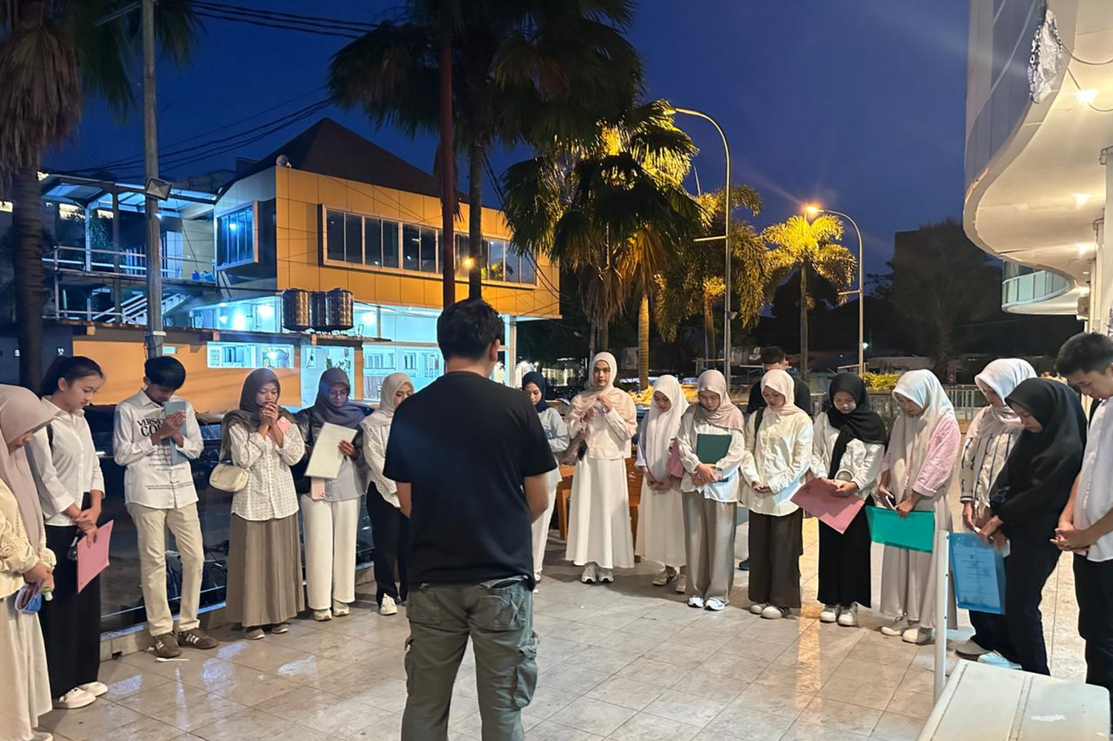 Persiapan pengantaran ke lokasi ujian
